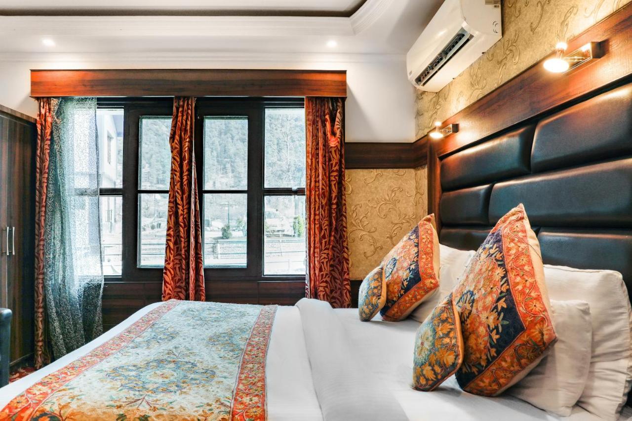Готель Pahalgam Retreat Екстер'єр фото